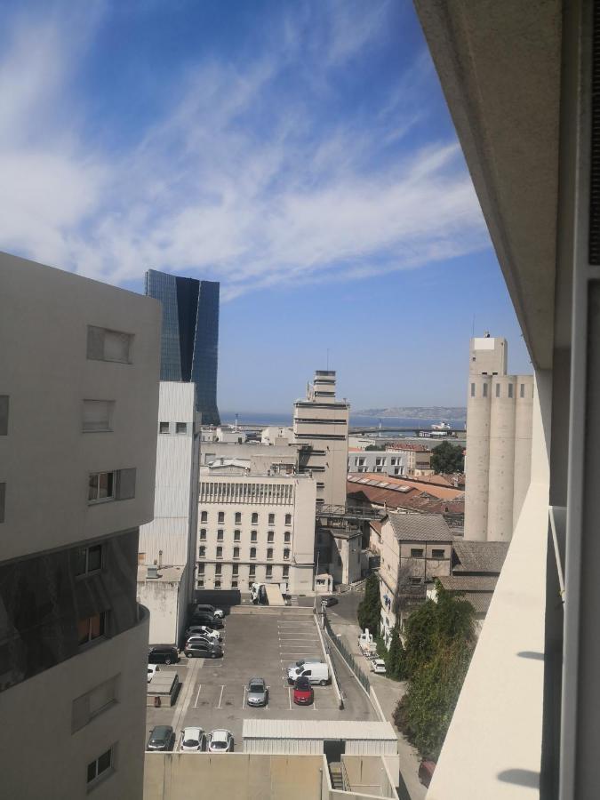 Appartement Lac Rose - Parking, Metro, Jusqu'A 4 Personnes مارسيليا المظهر الخارجي الصورة